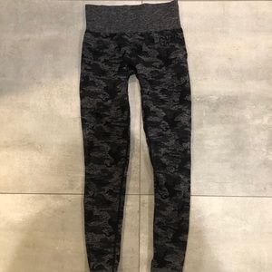 Gymshark Camo Seamless